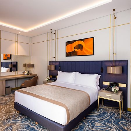 Hotel Intercontinental Baku By Ihg Exterior foto Deluxe Room